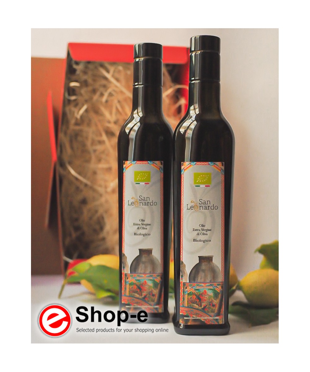 Gift box in box with 2 bottles of Sicilian organic oil